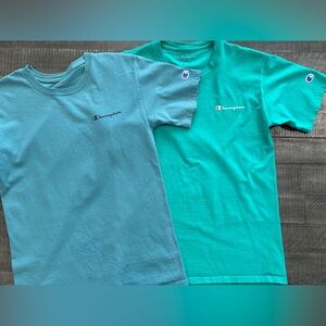 Champion Graphic Tee Bundle Size S
